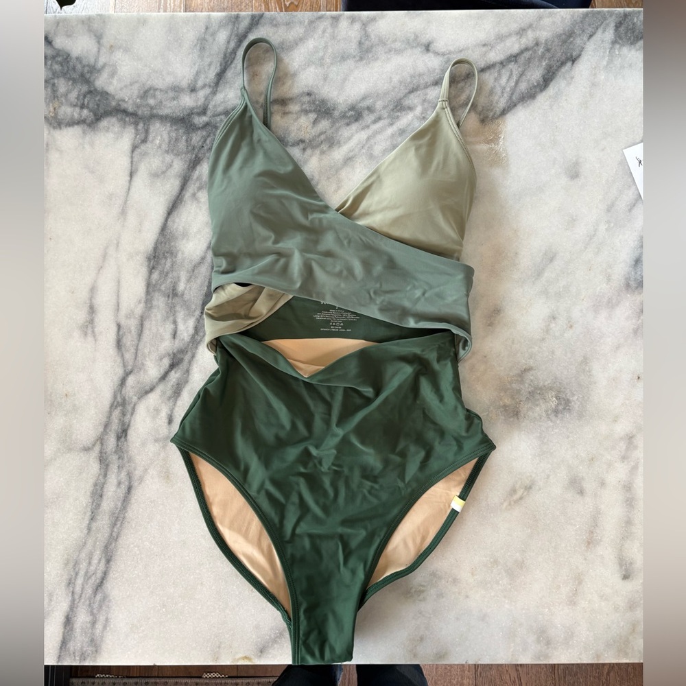 Summersalt The Sea Breeze Cutout One-Piece Swimsuit Sz 2 or XS - Picture 5 of 8